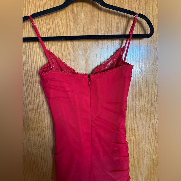 HOUSE OF CB 'Nalini' Holly Red Mesh Corset Maxi Dress - Picture 9 of 10